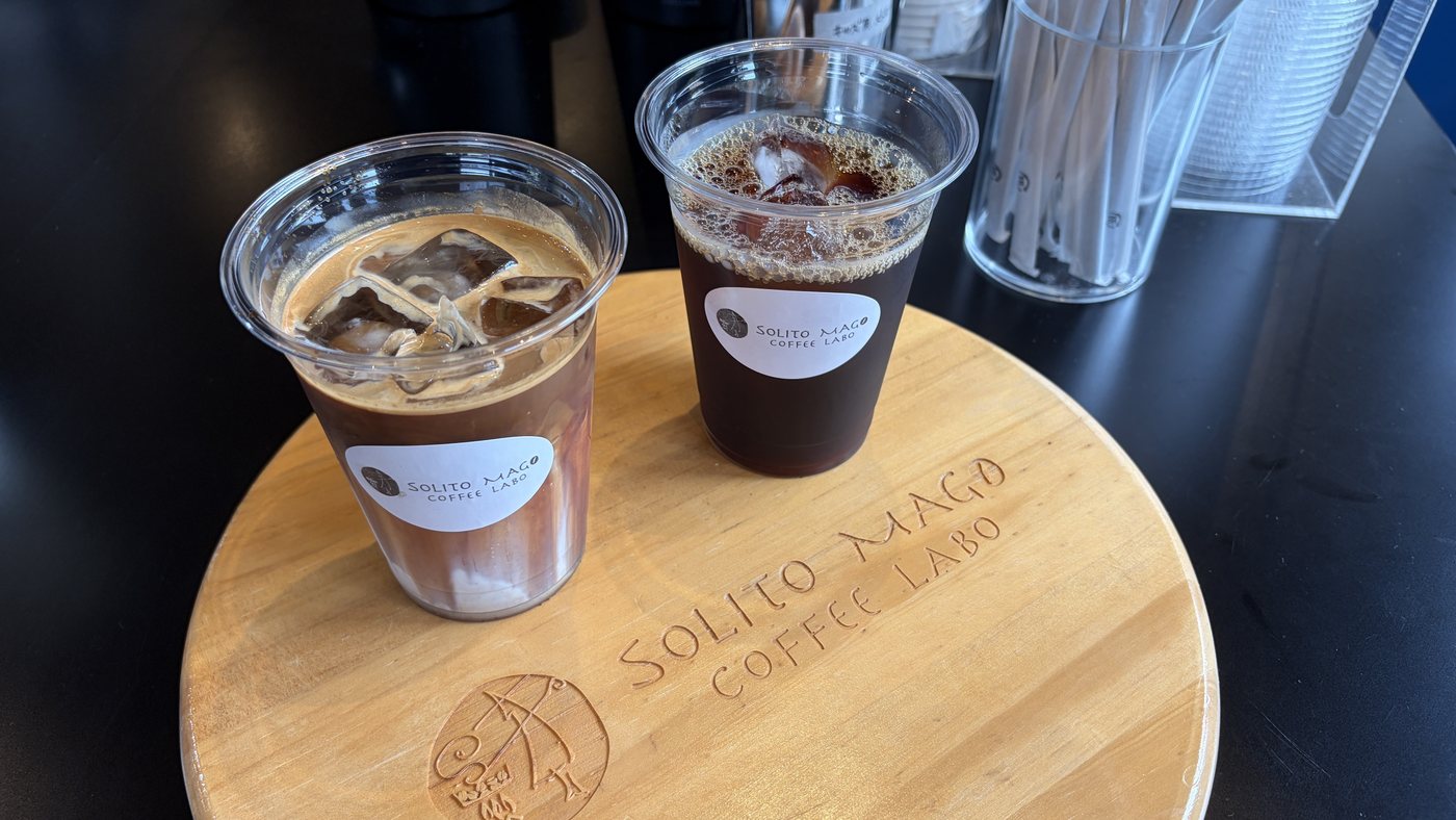 カフェラテとアイスコーヒー